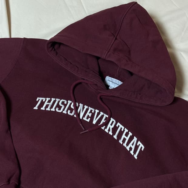 [XL] 디스이즈네버댓 버건디 로고 후드티