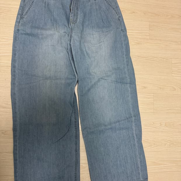 오버핏 꽈메기 니트 free