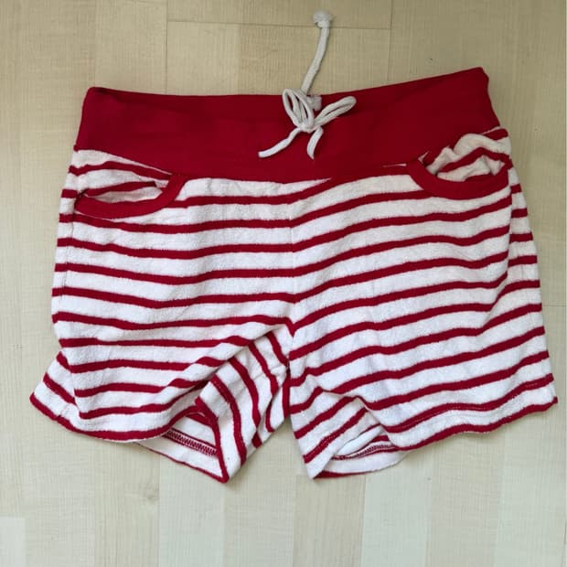 red stripe shorts pants