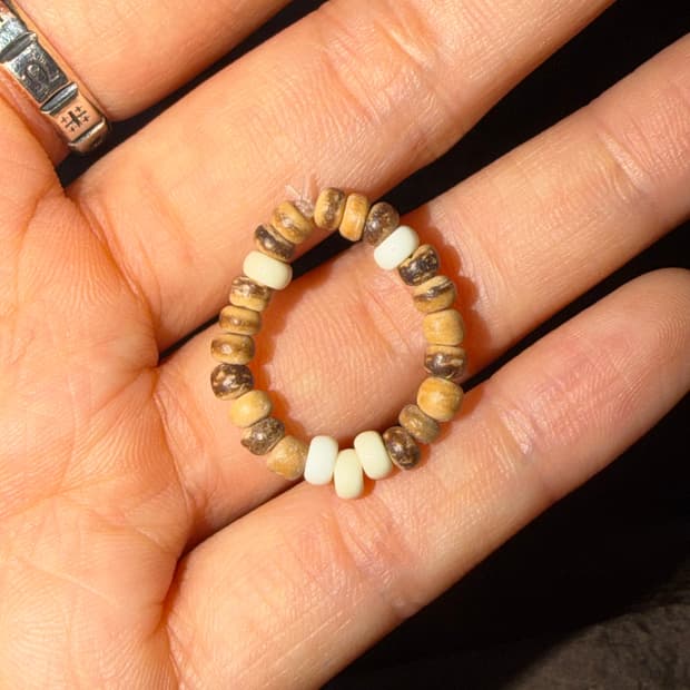 Beads ring (14)