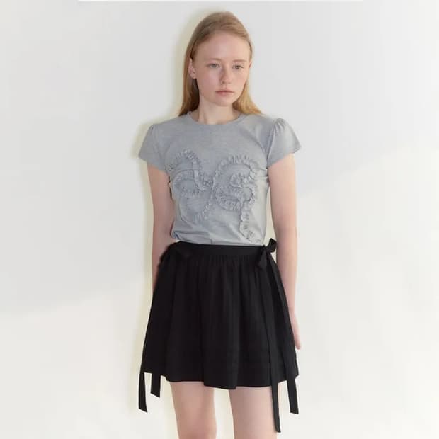 시눈 Butterfly Frill T-shirts