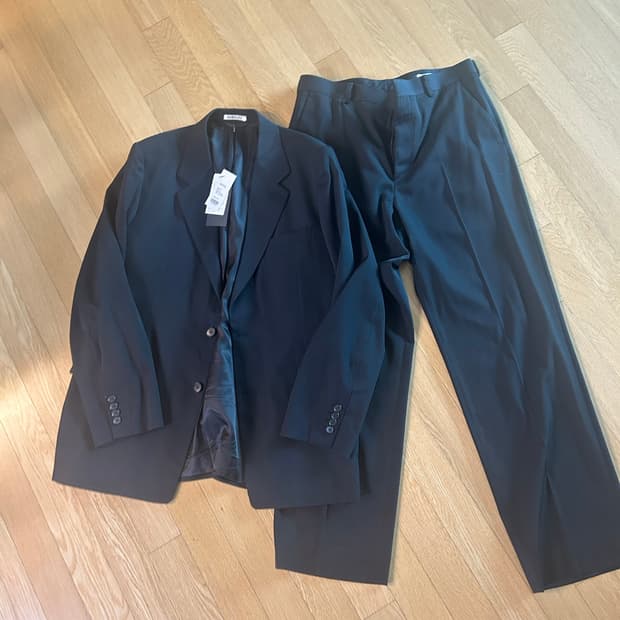 Auralee wool 개버딘 셋업 판매합니다(5)