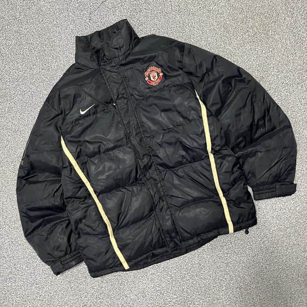 나이키 맨체스터유나이티드 패딩 자켓