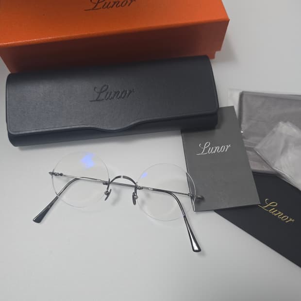 르노클래식 룬드 실버 스티브잡스 무테안경