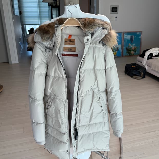 파라점퍼스 여성 화이트 롱패딩 