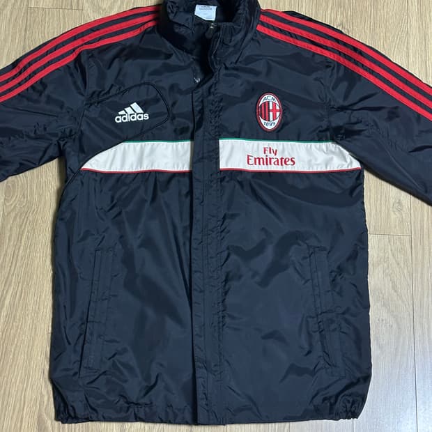 Ac밀란 바람막이