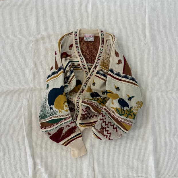  ▫️Meeroo Wool Cardigan