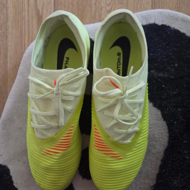 나이키 팬텀gx6로우프로 풋살화