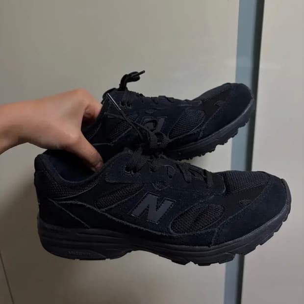뉴발란스 993 트리플 블랙 240