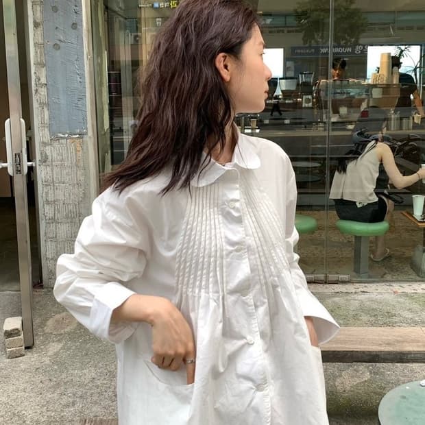 핀턱 라운드카라 블라우스 셔츠