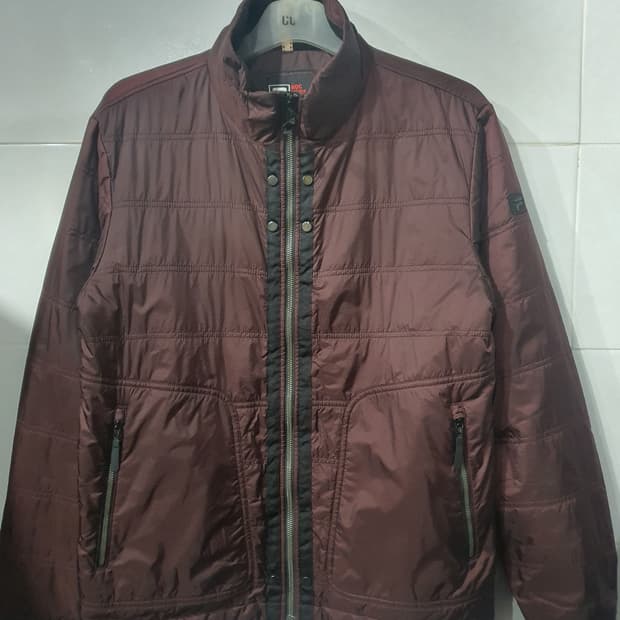 FILA ROC NEIGE 남성 경량 패딩