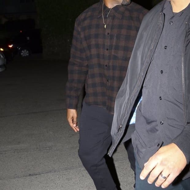 발렌시아가 셔츠