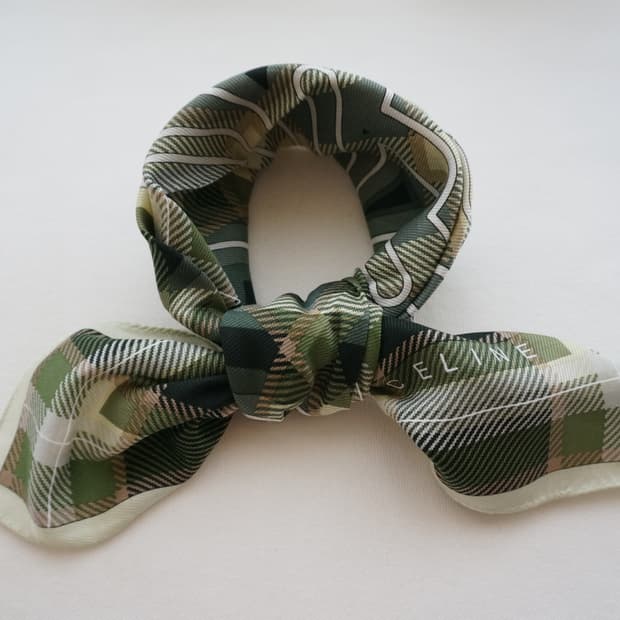 셀린느 실크 면혼방 쁘띠스카프