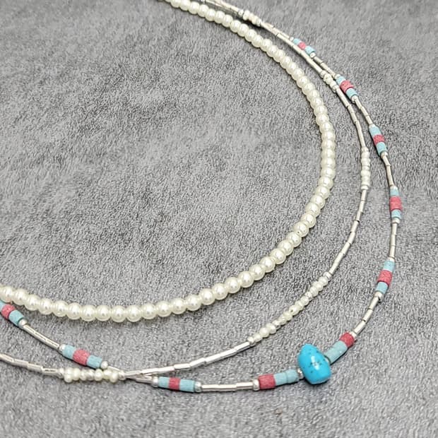 unique necklace set