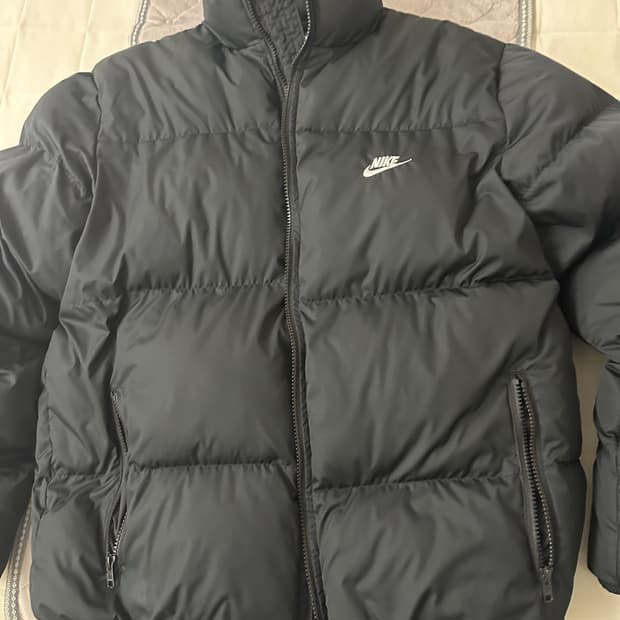 나이키 패딩 M사이즈