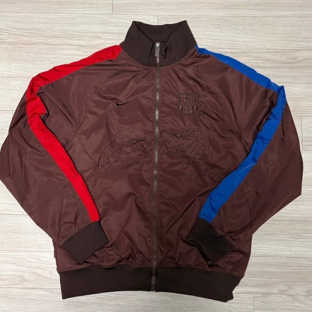 나이키 바르셀로나 트레비스스캇 집업 L