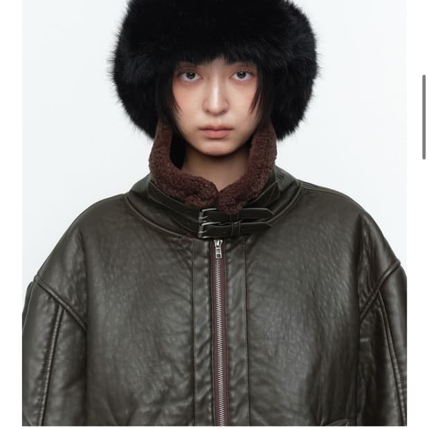 밀로 우먼 트루퍼 햇