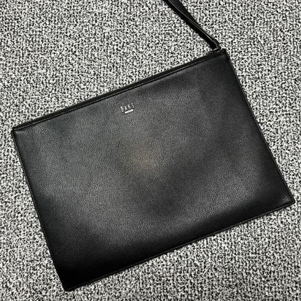 닥스 가죽 핸드백 클러치백