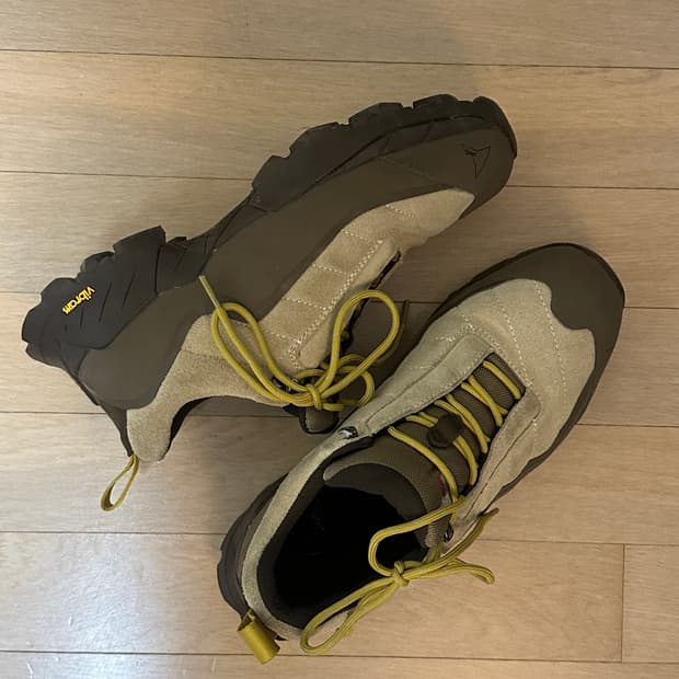 Roa 카타리나 42 샌드브라운