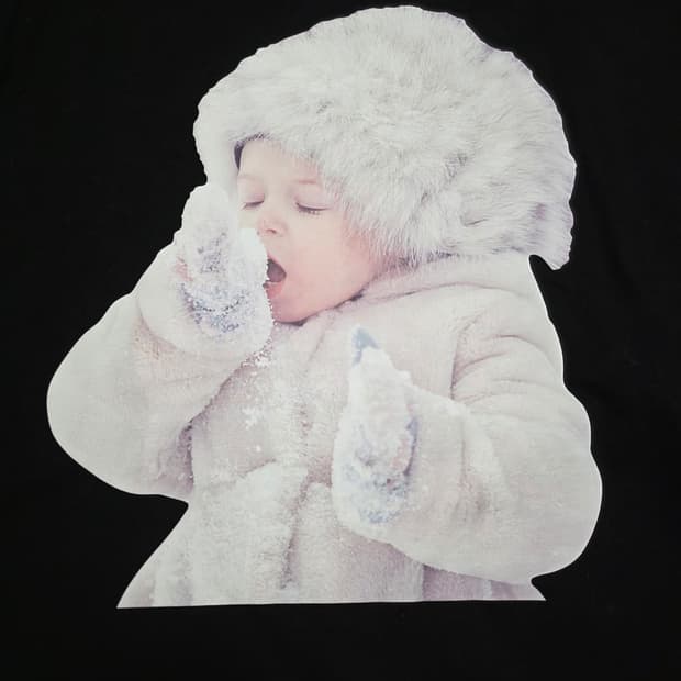 1 ) 아크메드라비 반팔티