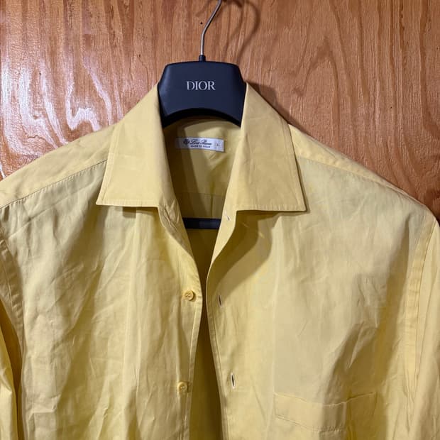 로로피아나 드레스 셔츠 판매 합니다.