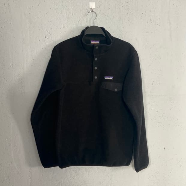 파타고니아 신칠라 풀오버 올블랙 (M)