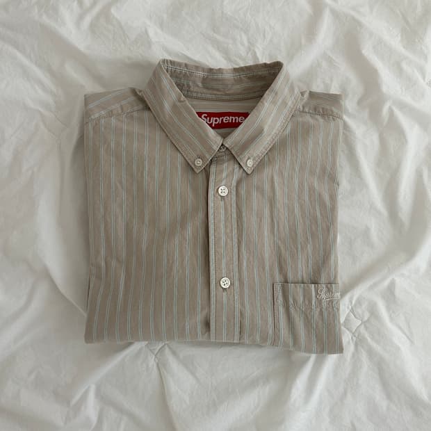 슈프림 루즈 핏 스트라이프 셔츠 탄 23FW