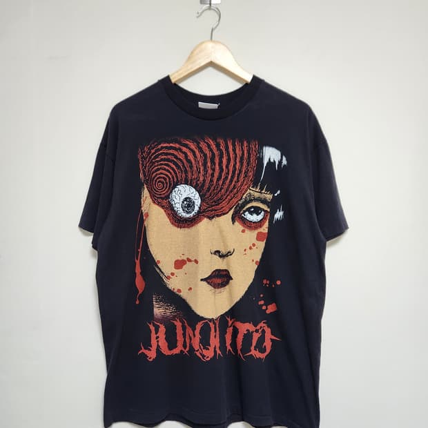 이토준지 소용돌이 시리즈 티셔츠 L