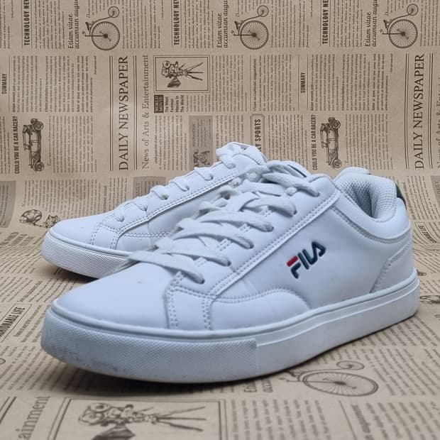 휠라 어드밴티지 게임 스니커즈250