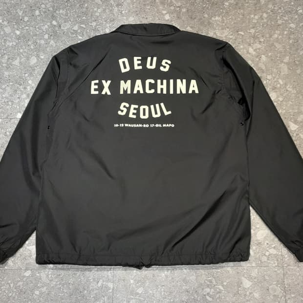 💥데우스 엑스마키나 서울 코치자켓 (XL)
