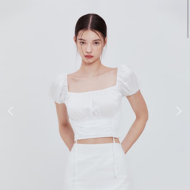 낫유어로즈 코르셋 크롭 블라우스