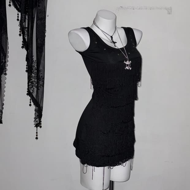 테슬 딱붙 나시원피스 그런지 고스 인더스트리얼 오피움 락 블랙