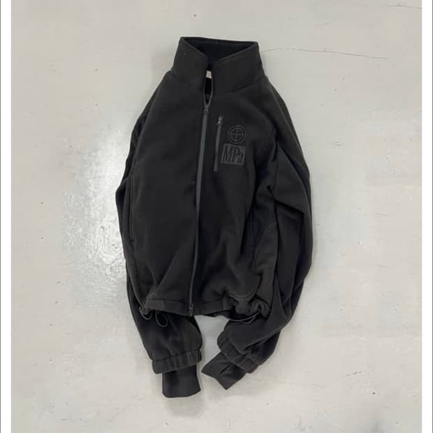 S) 플라스틱프로덕트 플리스 후리스 자켓 블랙