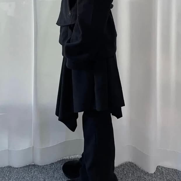 지초이 컴포트 23-001 플리스 플레어 스커트 블랙