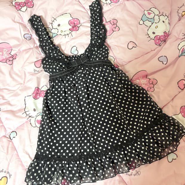 트라라라 도트 민소매 레이스 원피스 탑