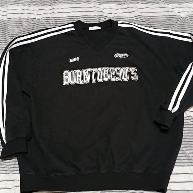 1993스튜디오 오버핏맨투맨 105 가슴65 기장70