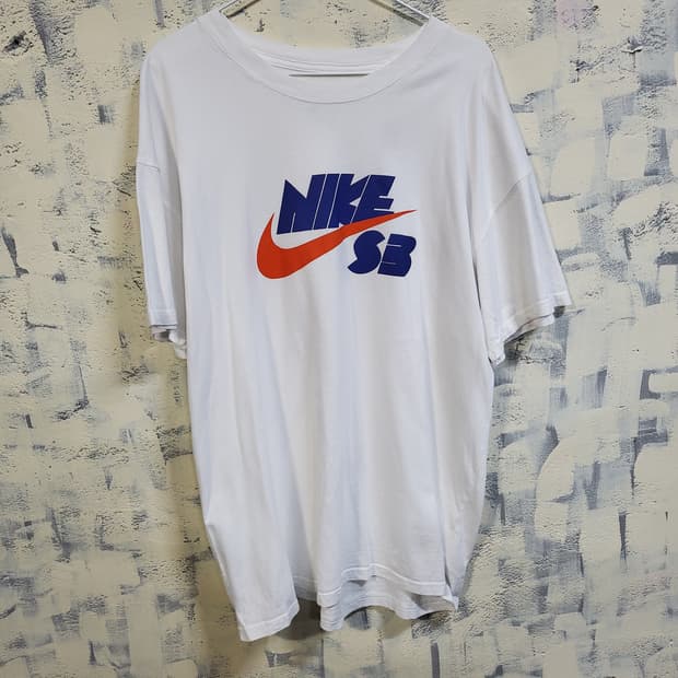 나이키 SB 로고 반팔 티셔츠 