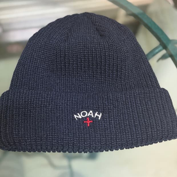 NOAH 비니 네이비