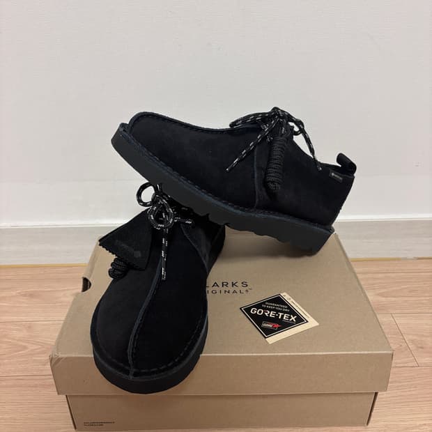 새상품) 260 클락스 데저트 트랙 고어텍스 비브람 블랙 스웨이드