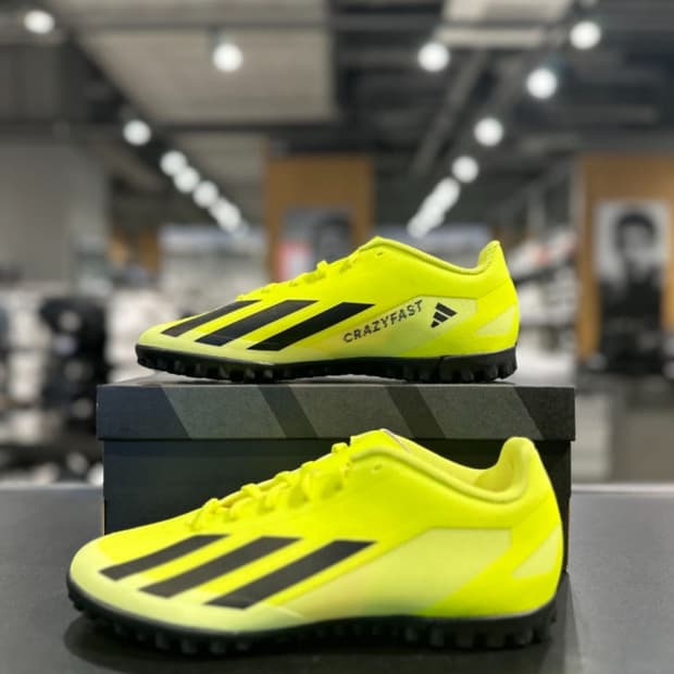 새상품) 아디다스 크레이지패스트 풋살화 245