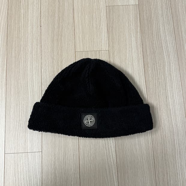 스톤아일랜드 후리스 비니