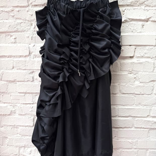 Noir Kei Ninomiya 23fw 개더 프릴 스커트
