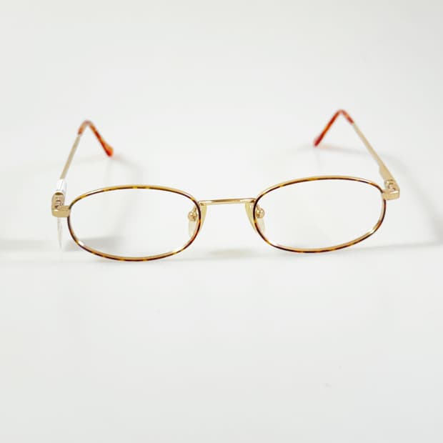CLIPPERS 슬림 오벌 골드 프레임 빈티지 안경