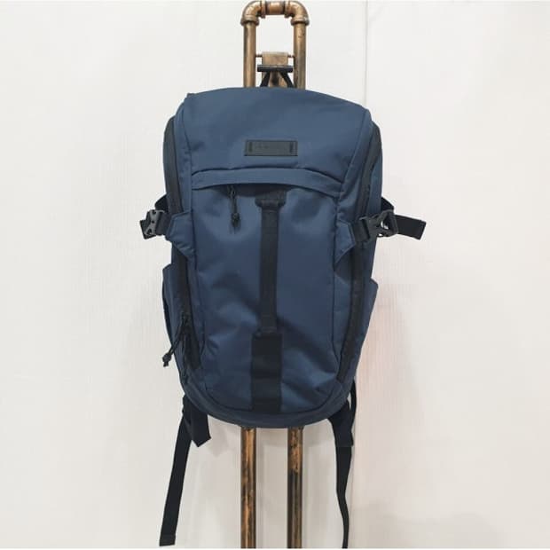 타거스 솔라이트 백팩 가방