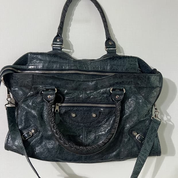 발렌시아가 모터백