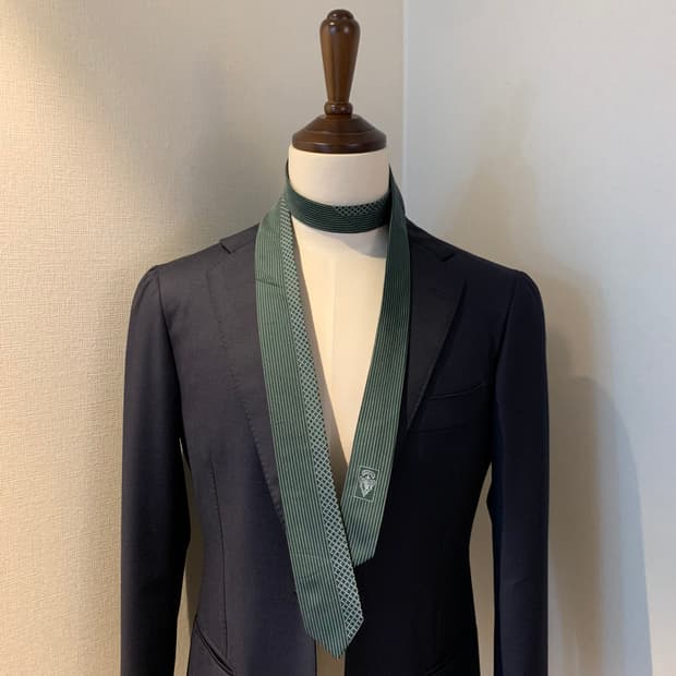 구찌(GUCCI) 슬림 내로우넥타이 명품클래식 그린컬러 최상급 5.6cm