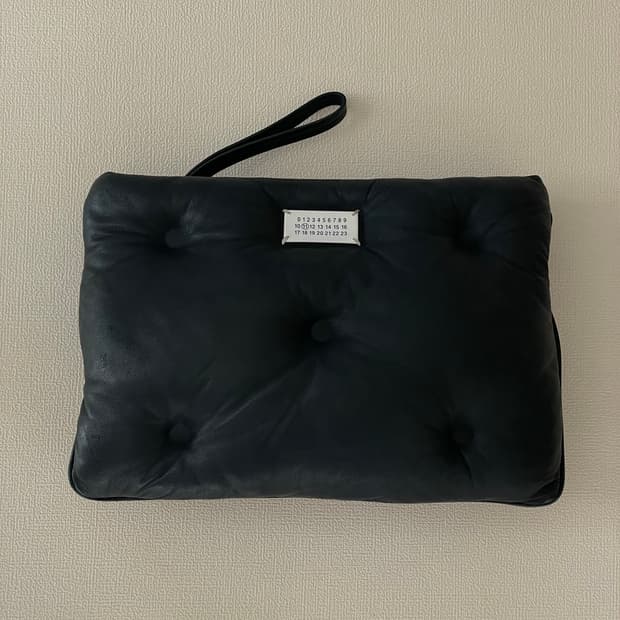 마르지엘라 글램슬램 파우치