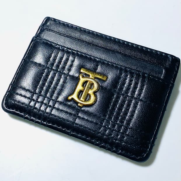 [정품] BURBERRY 버버리 퀼티드 레더 롤라 카드지갑