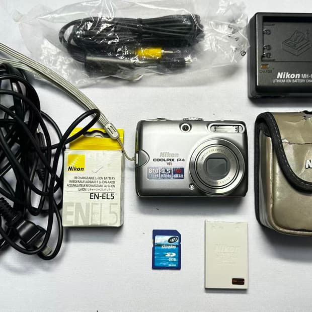 니콘 쿨픽스 p4(p3) 디카 Coolpix p4