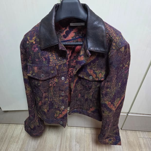 SUNFLOWER 레더 카라 트위드 트러커 자켓